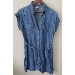 Harper heritage button front denim tie waist collared dress size medium